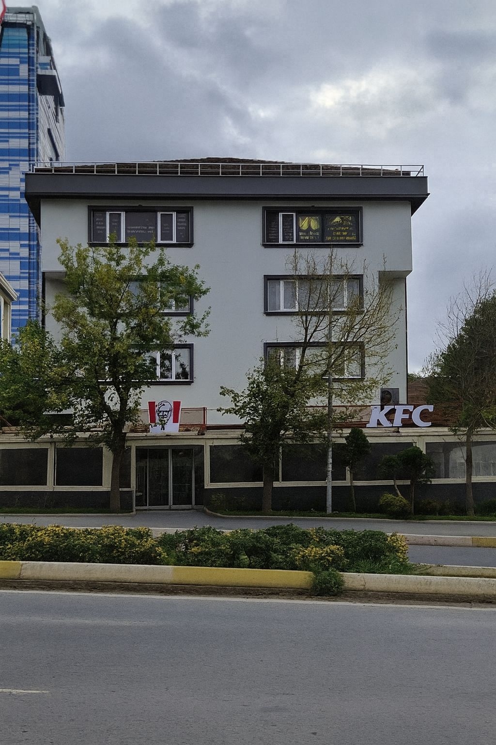 Our office project in Ataşehir is successfully operated with corporate tenants.